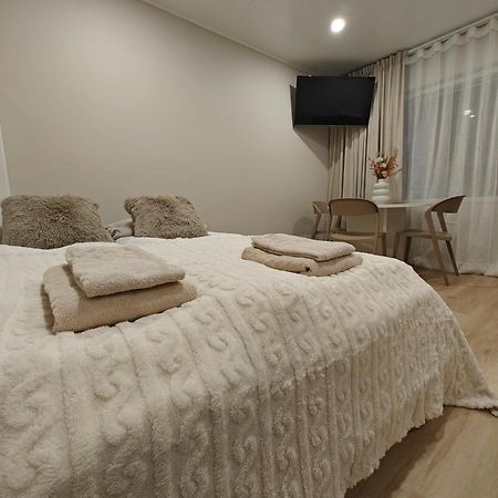 Arctic Lapland Apartment โรวานิเอมิ ภายนอก รูปภาพ