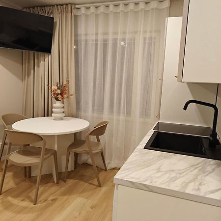 Arctic Lapland Apartment โรวานิเอมิ ภายนอก รูปภาพ